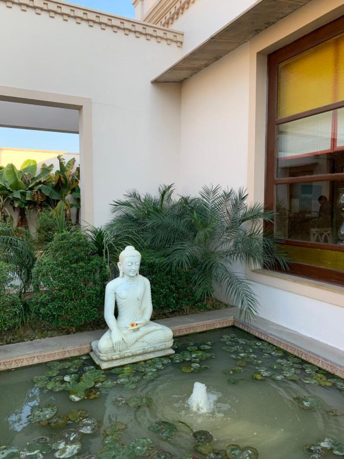 Tree Of Life Resort & Spa Varanasi Exteriör bild